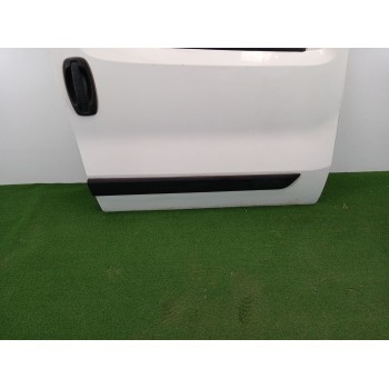 Recambio de puerta delantera derecha para fiat fiorino 1.3 16v m-jet cat referencia OEM IAM   