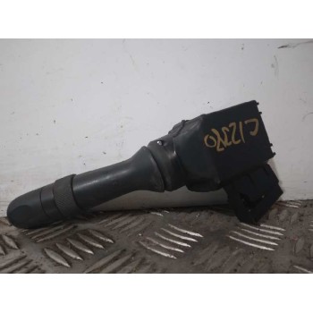 Recambio de mando limpia para toyota verso active referencia OEM IAM 0521017F525  