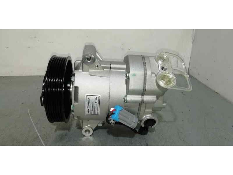 Recambio de compresor aire acondicionado para chevrolet cruze hatchback 1.8 cat referencia OEM IAM 13250609 NUEVO 13250604 13262