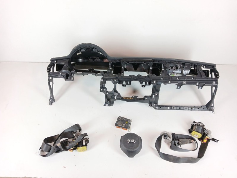 Recambio de kit airbag para kia stonic (yb) 1.2 cvvt referencia OEM IAM 56900H8000WK 84710H8AB0WK 84530H8000
