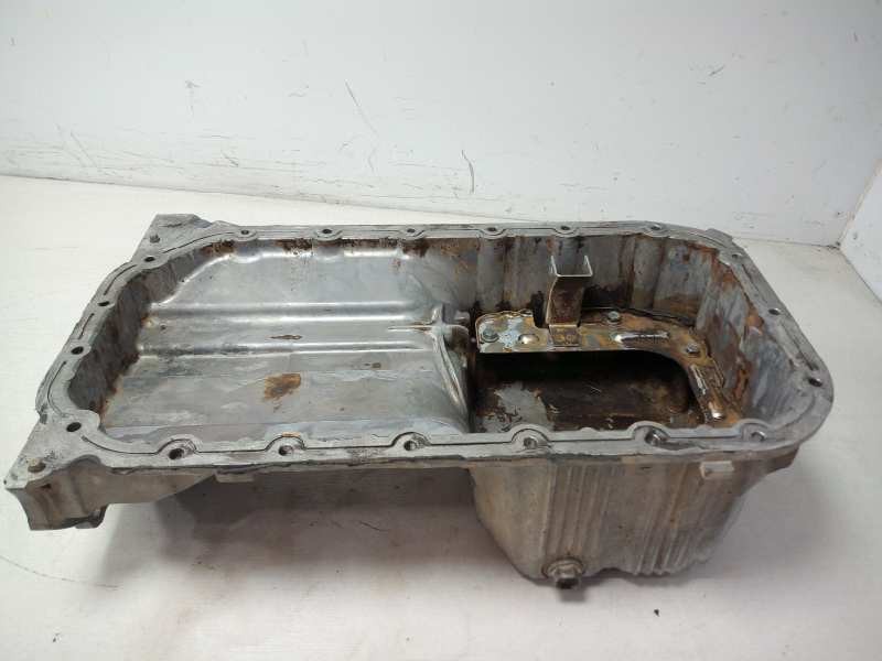 Recambio de carter para hyundai tucson (jm) 2.0 comfort referencia OEM IAM 2152123603  