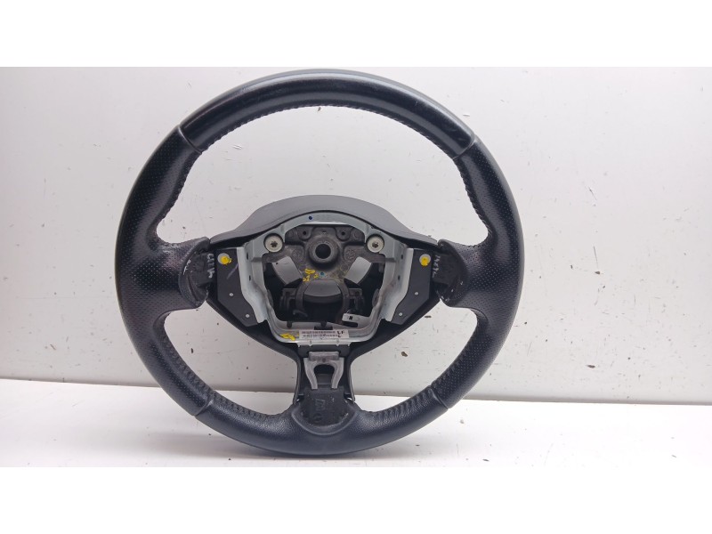 Recambio de volante para nissan juke (f15) 1.5 dci referencia OEM IAM 34194426a  