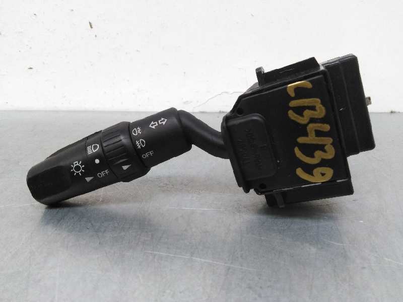 Recambio de mando luces para mazda 3 berlina (bk) 1.6 16v cat referencia OEM IAM 17D682  VOLANTE