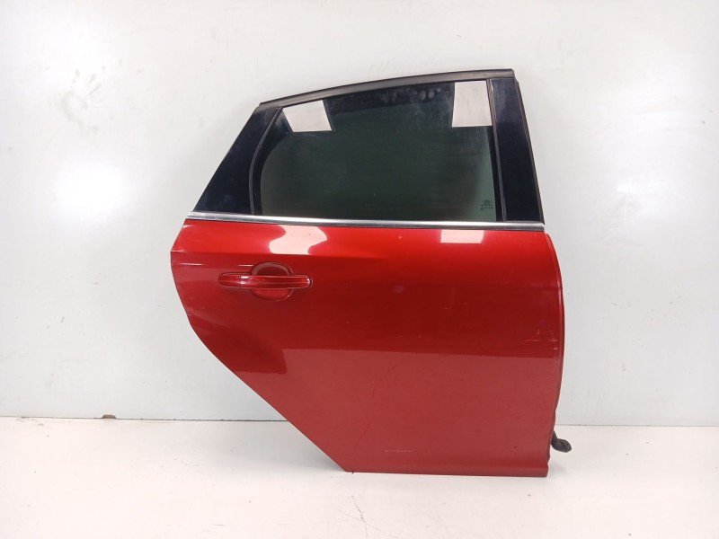 Recambio de puerta trasera derecha para ford focus iii 1.6 tdci referencia OEM IAM 2172759  