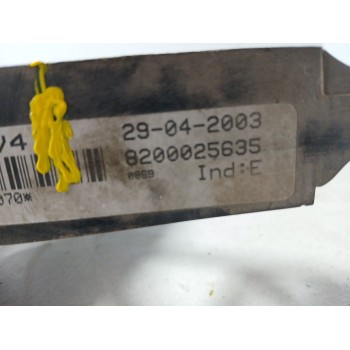 Recambio de electroventilador para renault laguna ii grandtour (kg0) 1.9 dci diesel referencia OEM IAM 8200025635  