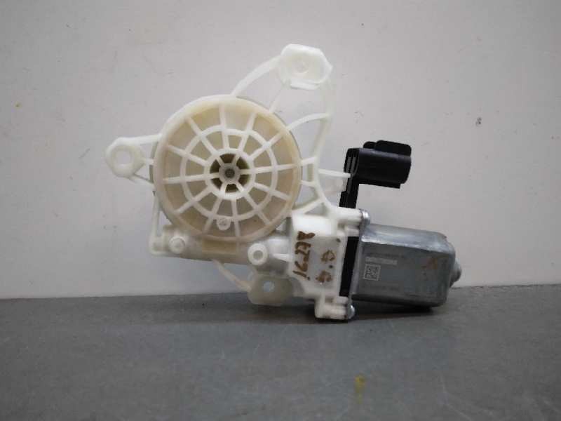 Recambio de motor elevalunas delantero derecho para ford focus titanium referencia OEM IAM JX7B14A389BC 2 PINES 