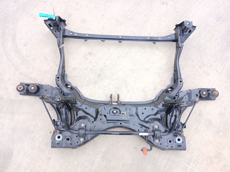 Recambio de puente delantero para mazda cx-30 (dm, dt, ed) skyactiv-g m hybrid referencia OEM IAM BDNF3480XC  