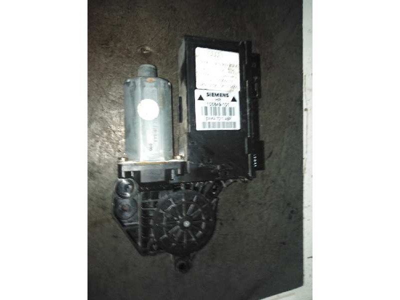 Recambio de motor elevalunas trasero derecho para audi a4 berlina (8e) 2.5 tdi quattro (132kw) referencia OEM IAM 8E0959802A  