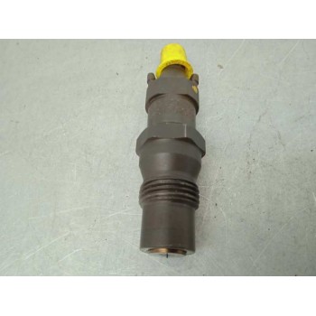 Recambio de inyector para volkswagen polo berlina (6n1) básico referencia OEM IAM 028130201C  