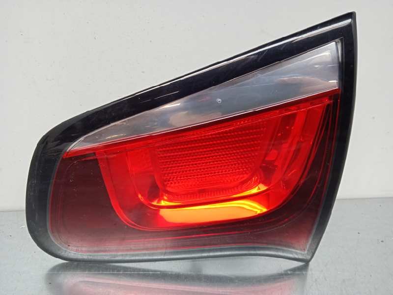 Recambio de piloto trasero derecho interior para citroën c3 tonic referencia OEM IAM 98039334280 98039334280 