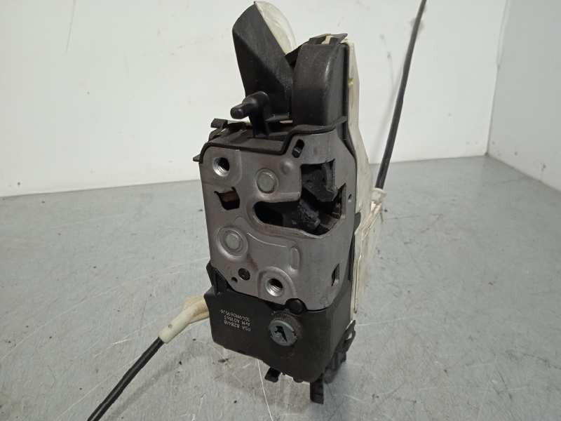 Recambio de cerradura puerta trasera izquierda para citroën berlingo station wagon xtr referencia OEM IAM 828418 828418 6 PINS