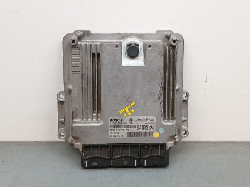 Recambio de centralita motor uce para peugeot 4007 premium referencia OEM IAM 0281013666 9664487580 