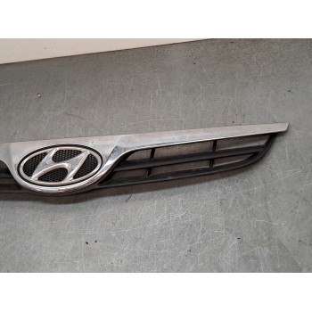 Recambio de rejilla delantera para hyundai i20 i (pb, pbt) 1.6 crdi referencia OEM IAM 863511J000  863501J000