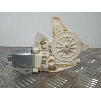MOTOR ELEVALUNAS TRASERO DERECHO A2048200642 