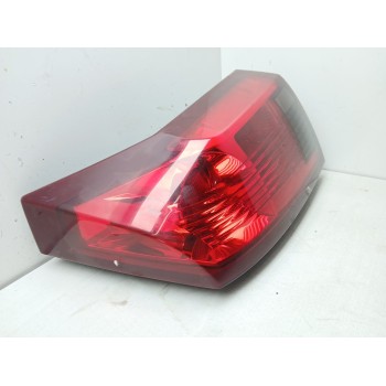 Recambio de piloto trasero derecho para cadillac cts 3.2 elegance referencia OEM IAM 10010606  