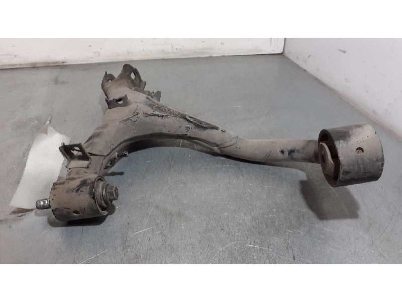 Recambio de brazo suspension superior trasero izquierdo para land rover discovery v6 td s referencia OEM IAM   