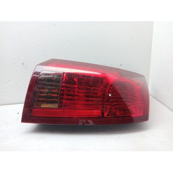 Recambio de piloto trasero izquierdo para cadillac cts 3.2 elegance referencia OEM IAM 10010605  