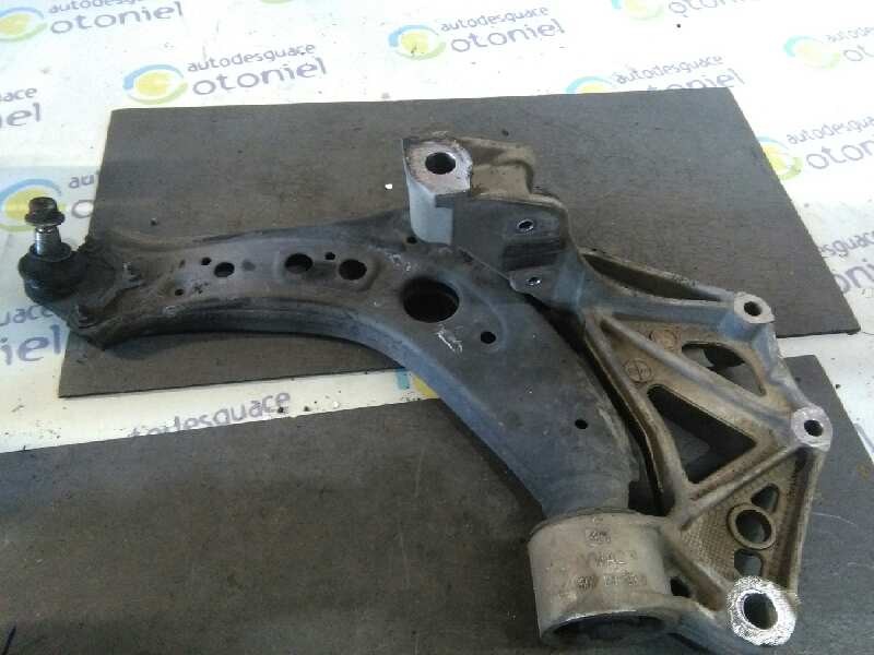 Recambio de brazo suspension inferior delantero izquierdo para volkswagen polo (9n1) 1.4 fsi referencia OEM IAM   