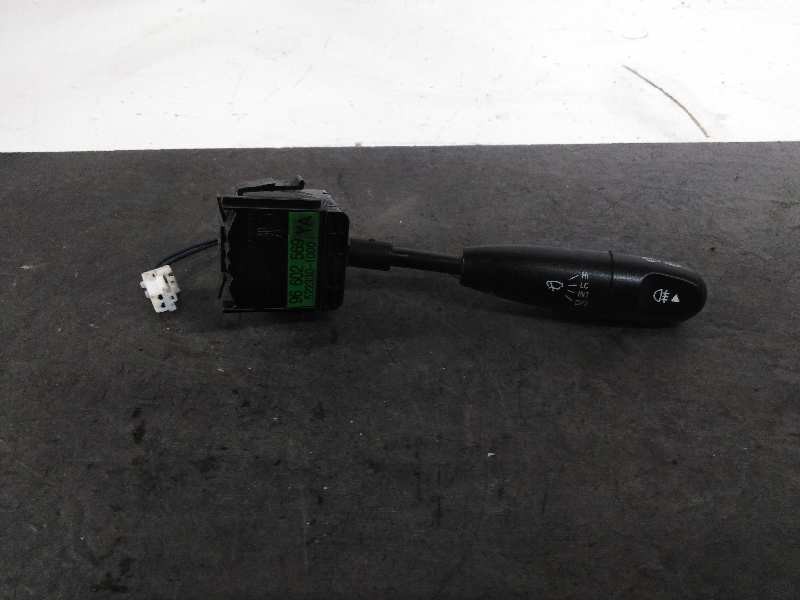 Recambio de mando limpia para volvo serie 480 referencia OEM IAM 96602569  