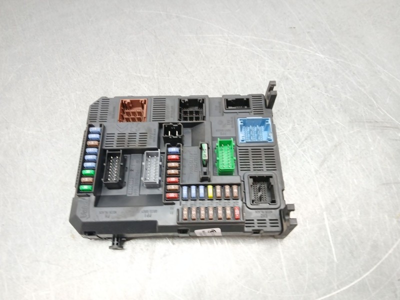 Recambio de centralita bsi para peugeot 308 ii (lb_, lp_, lw_, lh_, l3_) 1.6 hdi referencia OEM IAM 9807054180  