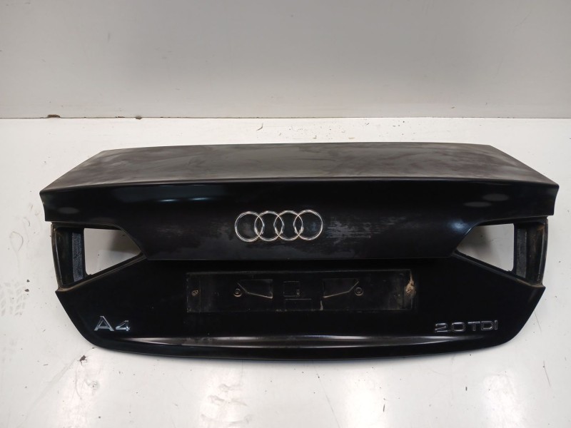 Recambio de tapa maletero para audi a4 b8 (8k2) 2.0 tdi referencia OEM IAM 8K5827023AE  