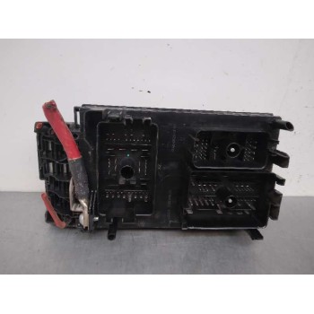 Recambio de caja reles / fusibles para opel astra j lim. cosmo referencia OEM IAM 13318782 1110032AB 