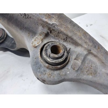 Recambio de brazo suspension inferior delantero derecho para jeep commander 3.0 v6 crd limited referencia OEM IAM C1129AB  