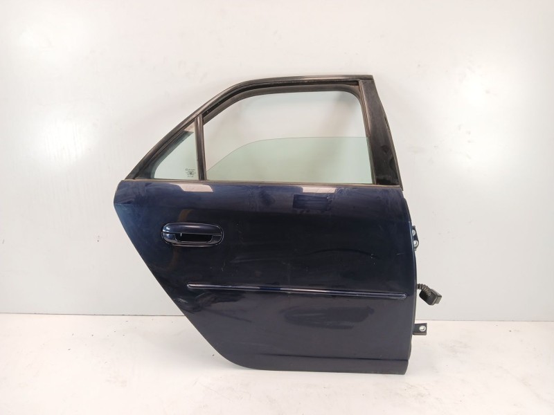 Recambio de puerta trasera derecha para cadillac cts 3.2 elegance referencia OEM IAM   