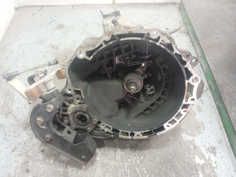 Recambio de caja cambios para chevrolet nubira sedán 1.6 referencia OEM IAM   