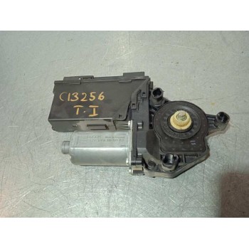 MOTOR ELEVALUNAS TRASERO IZQUIERDO 8E0959801A 