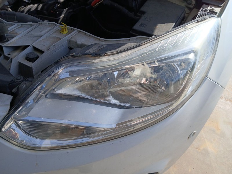 Recambio de faro izquierdo para ford focus iii 1.6 tdci referencia OEM IAM BM5113W030AL  