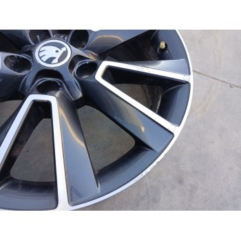 Recambio de llanta para skoda yeti (5l) 2.0 tdi referencia OEM IAM 5L0601025F X1 17 PULGADAS