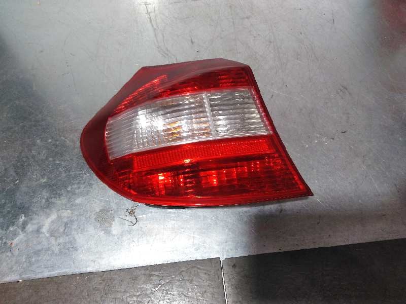 Recambio de piloto trasero izquierdo para bmw serie 1 berlina (e81/e87) 118d referencia OEM IAM   