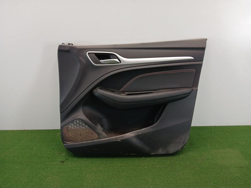 Recambio de guarnecido puerta delantera derecha para mg zs suv (azs1) 1.5 vti referencia OEM IAM 10819305ASA  