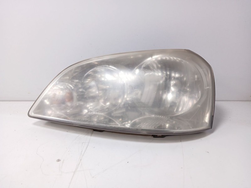 Recambio de faro derecho para chevrolet nubira sedán 1.6 referencia OEM IAM 0301001915  