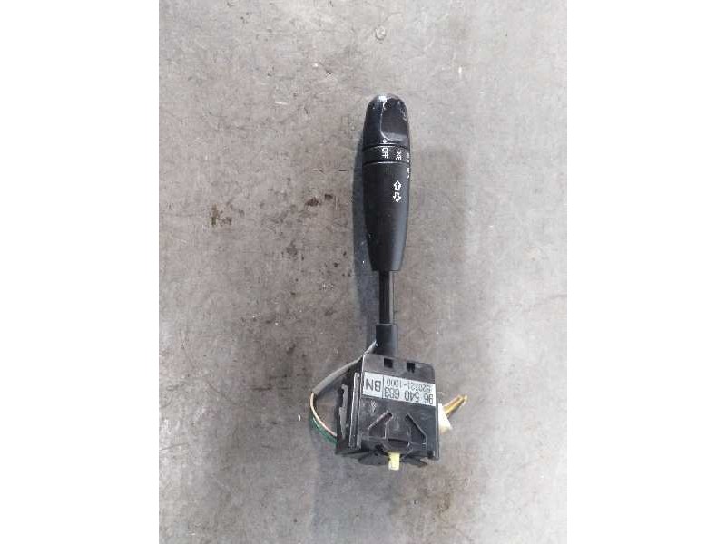 Recambio de mando intermitentes para volvo serie 480 referencia OEM IAM 96540683  