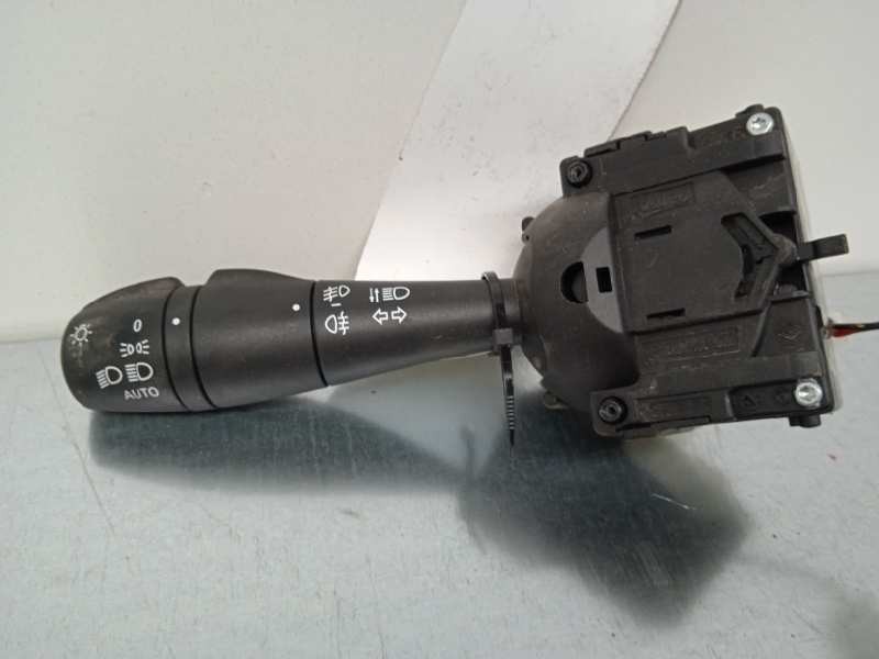 Recambio de mando luces para renault clio iv 0.9 referencia OEM IAM 255676085R 255676085R 