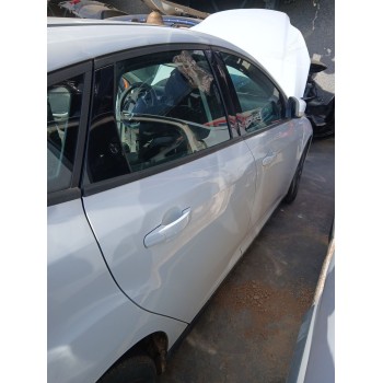 Recambio de puerta trasera derecha para ford focus iii 1.6 tdci referencia OEM IAM 2172759  