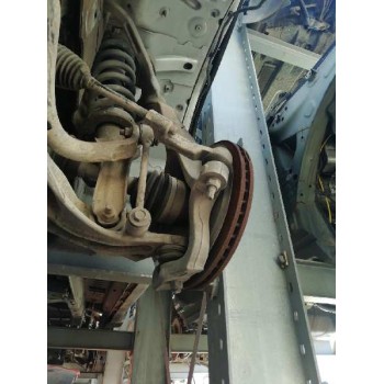 Recambio de mangueta delantera izquierda para jeep cherokee limited referencia OEM IAM 52125011ad  