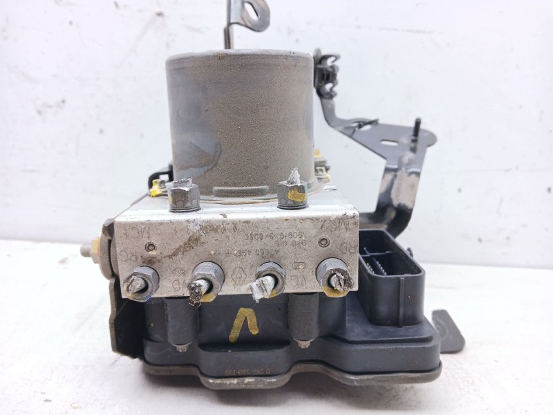 Recambio de abs para renault clio v r.s. line referencia OEM IAM 476604968R 2B0S0931 