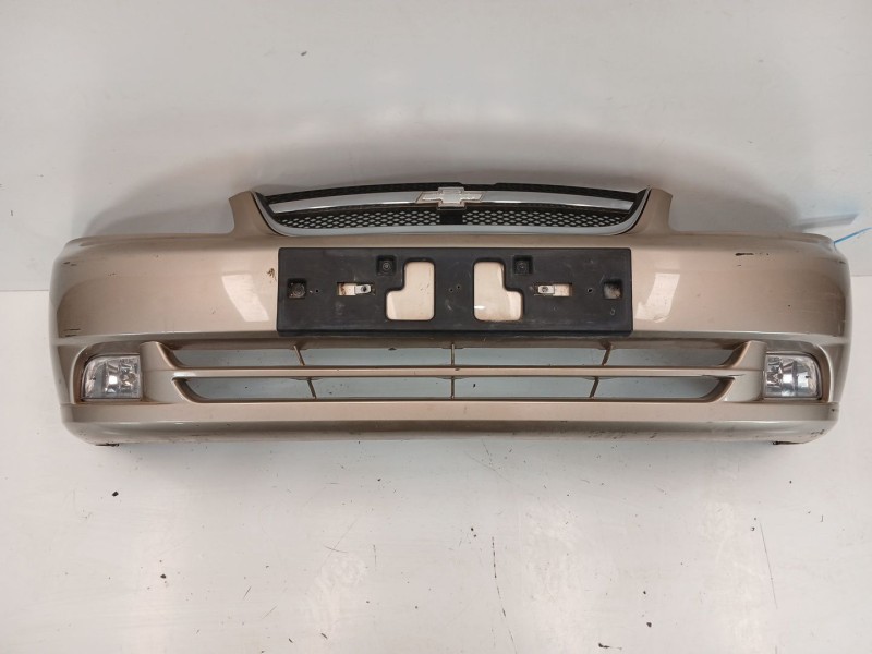 Recambio de paragolpes delantero para chevrolet nubira sedán 1.6 referencia OEM IAM   