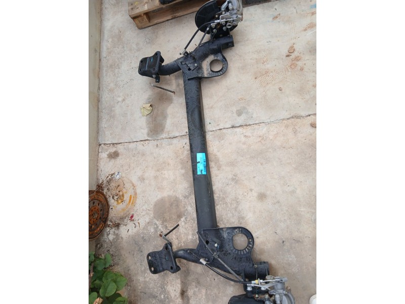 Recambio de puente trasero para mg zs suv (azs1) 1.5 vti referencia OEM IAM 11066668  