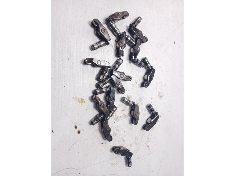 Recambio de balancin para renault scenic ii grand confort expression referencia OEM IAM M9RA7  