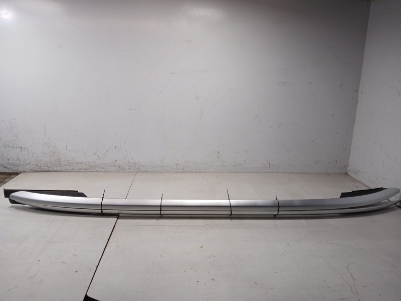 Recambio de barras techo para mg zs suv (azs1) 1.5 vti referencia OEM IAM 10561484  10561485