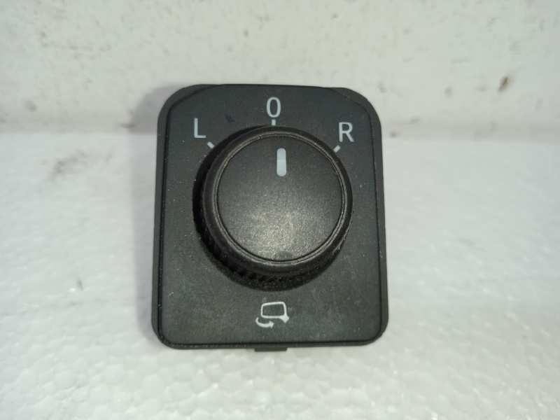 Recambio de mando retrovisor para seat arona fr referencia OEM IAM 6F0959565 ABATIBLES 6F0959565WHI
