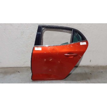 PUERTA TRASERA IZQUIERDA 821018343R ROJA TOCADA VER FOTOS