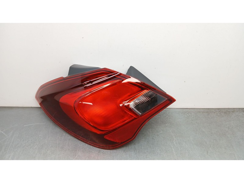 Recambio de piloto trasero izquierdo para opel corsa e referencia OEM IAM 1222565  16531511