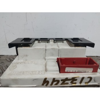 Recambio de display para renault megane ii berlina 5p confort authentique referencia OEM IAM 8200107839  