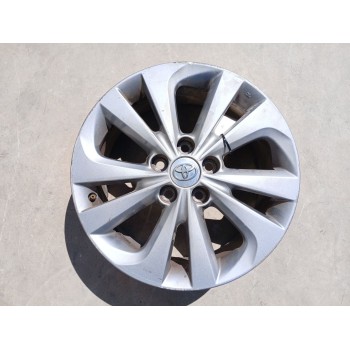 Recambio de llanta para toyota auris touring sports (e18) hybrid active referencia OEM IAM   