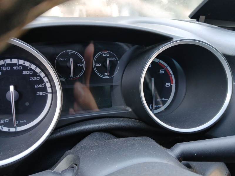 Recambio de cuadro instrumentos para alfa romeo giulietta (940_) 2.0 jtdm (940fxq1a, 940fyc1a) referencia OEM IAM 50528273 A2C87